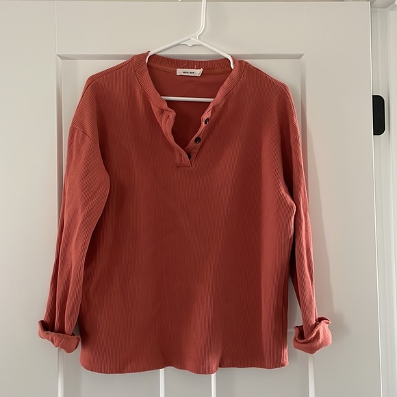 Mod Ref Red/Orange Top - Picture 2 of 3